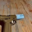 IMG_1171.jpg AAP-01 outer barrel glock with bottom rail