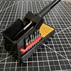 20190426_233907.jpg Free 3D file 8586 / 858D Rework soldering iron tip Holder・3D printer model to download