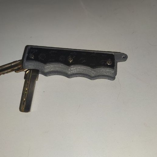 41536792-c9f9-47ed-beb0-05300b32c4c7.jpg Keyholder/packageholder