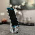_MG_6807.jpg Fichier STL gratuit Textured column phone stand・Plan pour impression 3D à télécharger