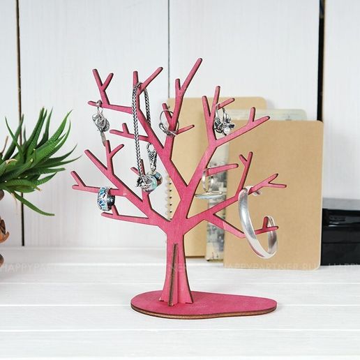 550bb429-4a40-48f0-a2a3-c05457b01e06.jpg arbre à bijoux