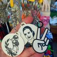 WhatsApp-Image-2024-02-09-at-20.10.46.jpeg PERONIST KEY RINGS