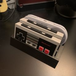 IMG_5346.jpeg 2x NES 1x SNES Controller Holder