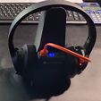 20250331_230028.jpg Headphone stand