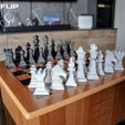 eee ee 2 OR eicslam aalalesie P ee SS ae Text Flip - Chess Set