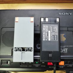 DSC_1862.JPG SONY DAT TCD D10 D10 PRO II battery adapter