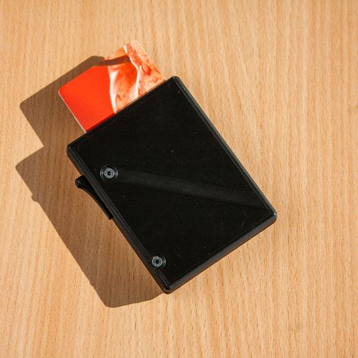 IMG_6651.jpg Mechanical Smart Wallet