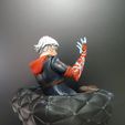 😈 Modelo 3D de Nero inspirado em Devil May Cry 4 - Pose sentada