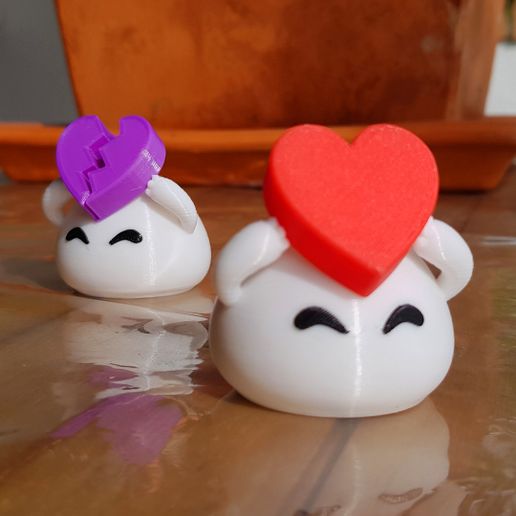 valentin005.jpg Heartfelt Embrace 3D Art Toy - Print in place