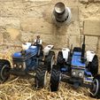 IMG_7129.jpg FORD 1/10 tractor (static model version)