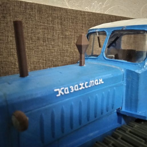 IMG_20180404_205120.jpg Free STL file RC Soviet tractor DT-75 Kazakhstan (1\10 scale)・Template to download and 3D print, gamebox13