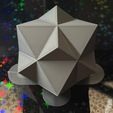 cube-octahedron-compound-on-buildplate-2.jpg Verbindung von Würfel und Oktaeder