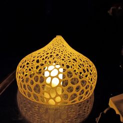 IMG20211127183228.jpg Free STL file voronoi lamp shade・3D print object to download