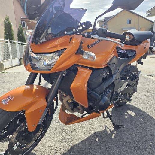 20251023_135833.jpg KAWASAKI Z750 CRASH PAD SLIDER BIG