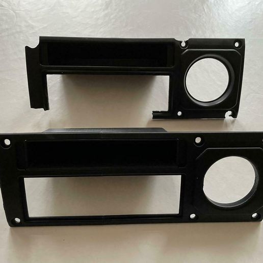 WhatsApp Image 2021-01-26 at 19.44.15 (1).jpeg Central Dashboard Toyota LandCruiser J70