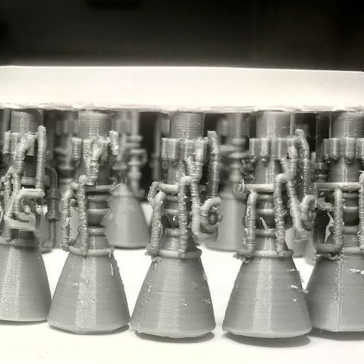 👽 AXM 1:100 SpaceX Raptor Engine・ STL File for ・Cults
