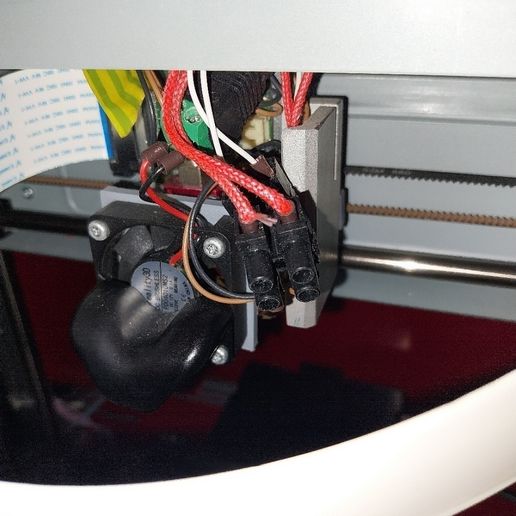 dj-4.jpg XYZprinting Da Vinci Extruder
