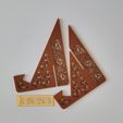 il_1140xN.5851129518_sr4v.jpg Faltbarer Buchstützenhalter mit keltischem Ornament und Lesezeichen