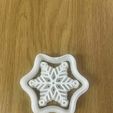 WhatsApp-Image-2023-11-19-at-10.30.19_d9adb10e.jpg Exquisite Snowflake Cookie Cutter with Imprint - Festive Winter Baking Tool