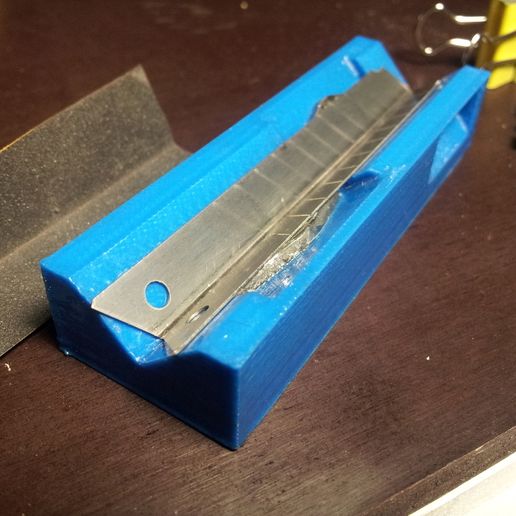 20150403_160043.jpg Tool for sharpening Planer Blade MAKITA 2012NB