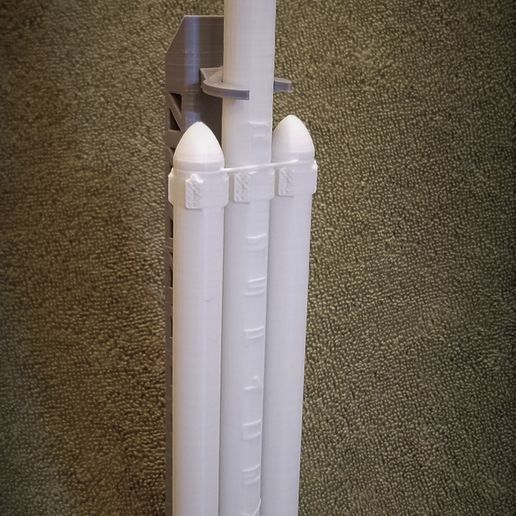 20180526_205810.jpg Fichier STL gratuit Falcon Heavy - avec support (fusée à simple impression)・Plan pour impression 3D à télécharger, shermluge