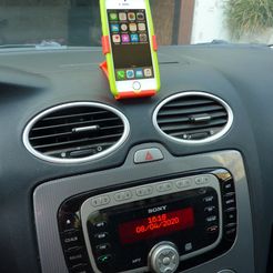 P1030081.JPG STL file Ford focus II 2008-2011 Iphone / cellphone holder・3D print design to download