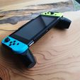 IMG_20200426_085225.jpg Файл STL Nintendo Switch Ergonomic Grip・Шаблон для загрузки и 3D-печати