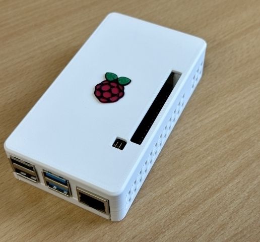IMG_E9073.JPG Raspberry Pi 4 Gehäuse für eMMC