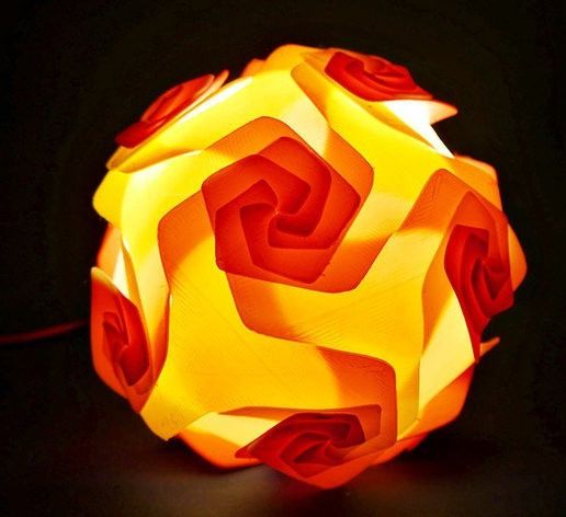 d67fd795ca8a076b1cf8b4ccbb7607b3_preview_featured.jpg Abajur com puzzle de filamentos de nylon