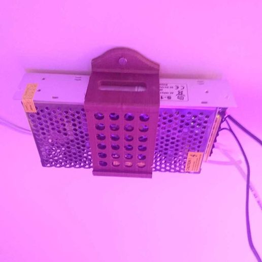 Ceiling DC Adapter  Holder - 3D model önizlemesi