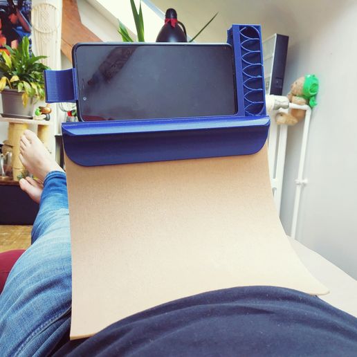 Phone holder 3D model