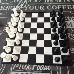 Board.jpg Classic Chess Board - BIG