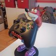 20190427_144954.jpg Crash Bandicoot - Controller Stand