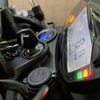 3D1E9D0C-FCEB-402A-8985-74FC684ECE51.jpeg Suzuki SV650 3. nesil (2016-) USB prizi/voltmetre/aksesuar braketi