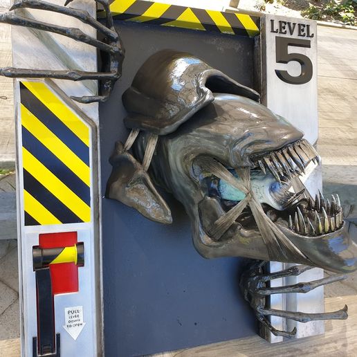 20211112_124141.jpg alien queen smaller scale wall art