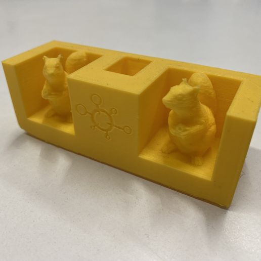 IMG_8381.jpeg Projector Riser / Stand / Holder