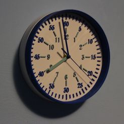 IMG_4684.JPG Free 3D file Easy Clock・Template to download and 3D print