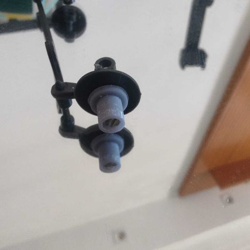 Wheel installation system for 1:18 scale 3D model