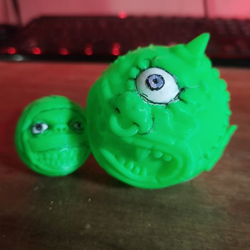 WhatsApp-Image-2023-08-15-at-09.04.37.jpeg MadBalls Horn Head - cyclop MAD BALLS