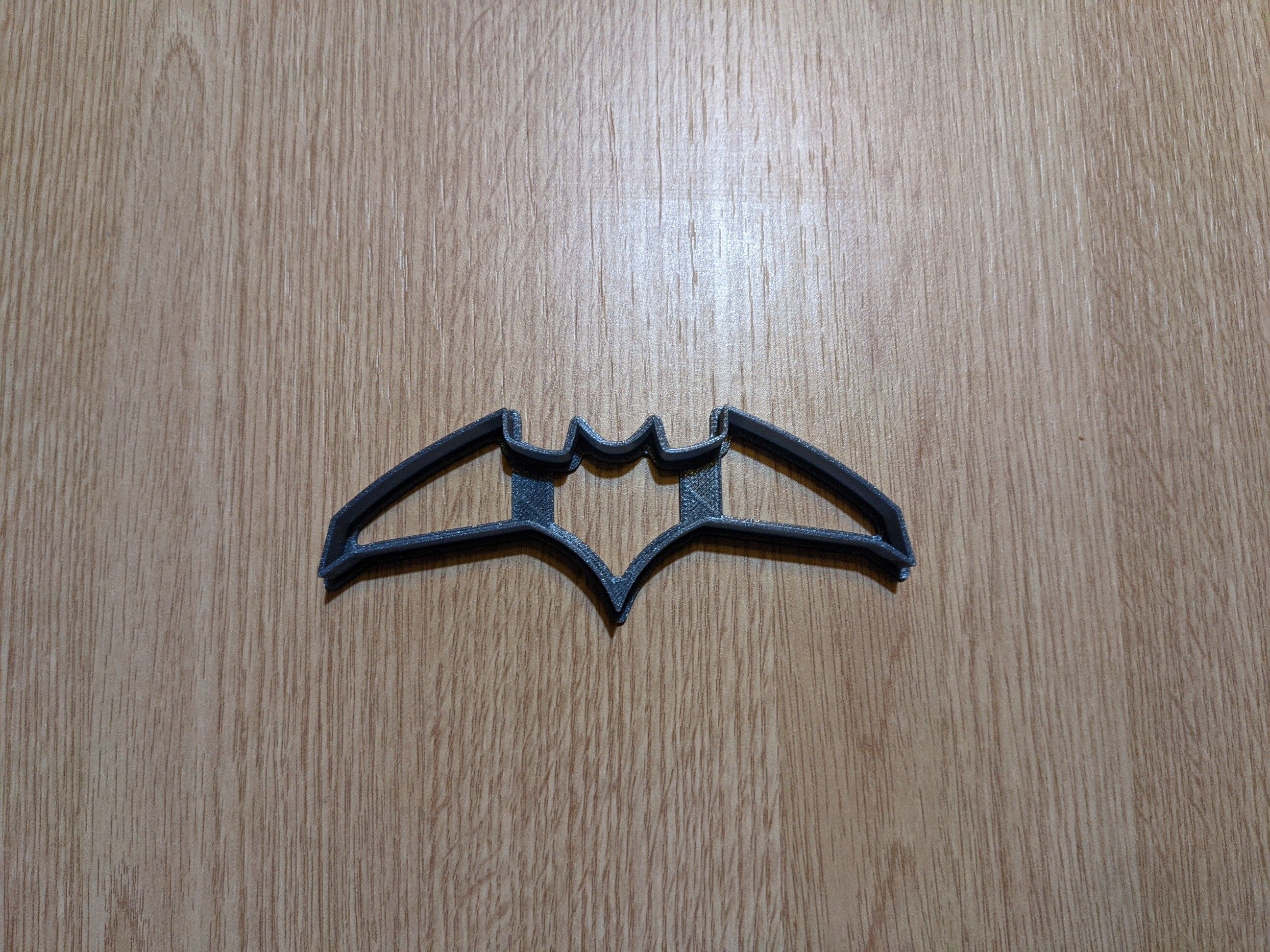 PXL_20211212_190851467.MP.jpg Descargue el archivo STL gratuito Cortador de galletas Batarang de Batman • Objeto de impresión 3D, ferototh