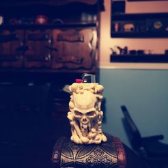 124314575_356959628706552_1530927899347801478_n.jpg Файл STL Череп с костями футляр для зажигалки・Шаблон для 3D-печати для загрузки