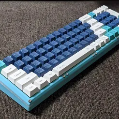 pxl_20230917_214334954portrait.webp STL-Datei MECHANISCHE TASTATUR - 65% PLUS ZIFFERNBLOCK kostenlos・Objekt zum Herunterladen und Drucken in 3D