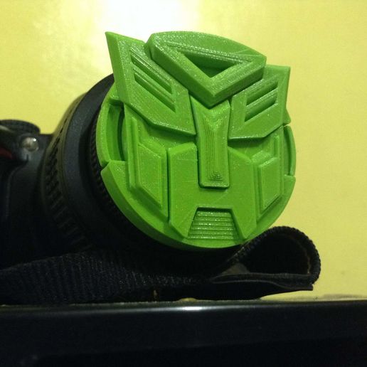 Customized_DSLR_Lens_Cap_Autobots_Logo_5.JPG Custom DSLR Lens Cap - Transformers Autobots Logo