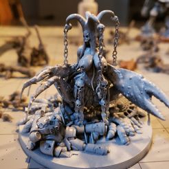 20230624_092736.jpg Free STL file Step Into the Side Show Lust Clowns HQ Nurd Gule One Page Pin Up War Games・3D print design to download