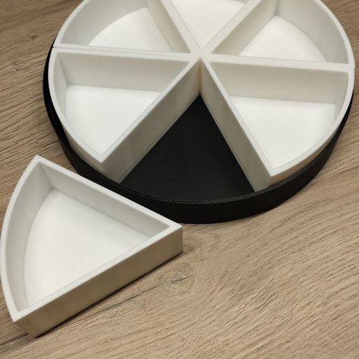 Sorting tray with inserts