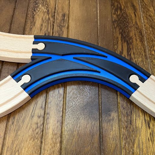 brio_train_track_double_curve_splitter_4.jpg Carrilho - Separador de Curvas Duplo - Compatível com BRIO e Outros