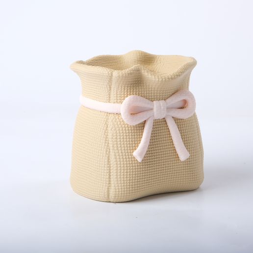 Jute Fabric Bag Vase - Cozy Natural Decor 3D model