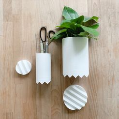 Planter_Pen_holder_area_goods.jpg Archivo 3D Jardinera y Contenedor Pira con Drenaje・Modelo para descargar y imprimir en 3D