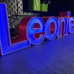 IMG_5239.jpg 3MF file Led NameTag Leonie・3D printable model to download