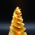 IMG_4578.jpg Christmas tree spiral